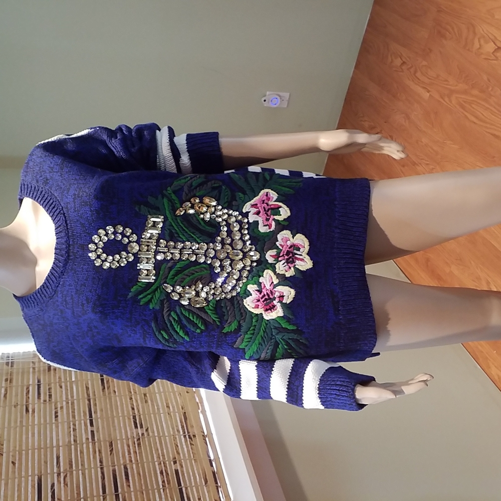Juicy Couture Embellished Sweater With Large Rhinestone Anchor Size XL